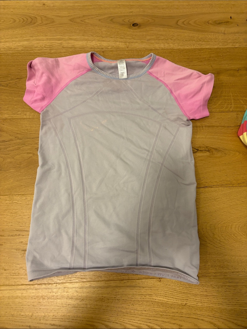 Ivivva Girls Short Sleeve Tee in grey and Pink